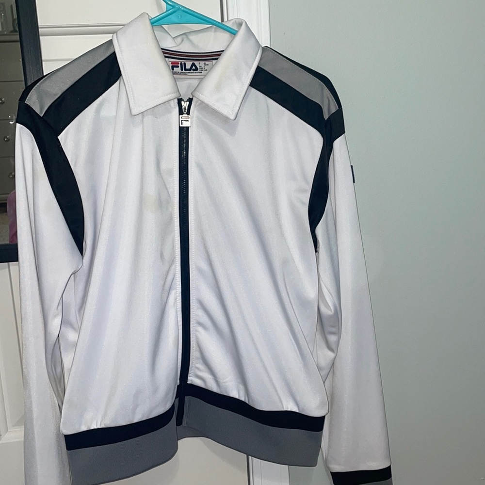 FILA ZIP UP ALMOST BRAND NEW